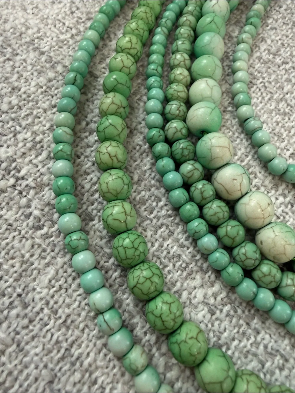 Luxury Vintage Multi-Strand Green Howlite Beaded Necklace